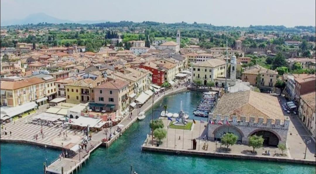 Corte Valesana Lazise Eksteriør billede