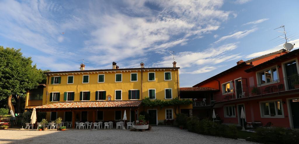 Corte Valesana Lazise Eksteriør billede